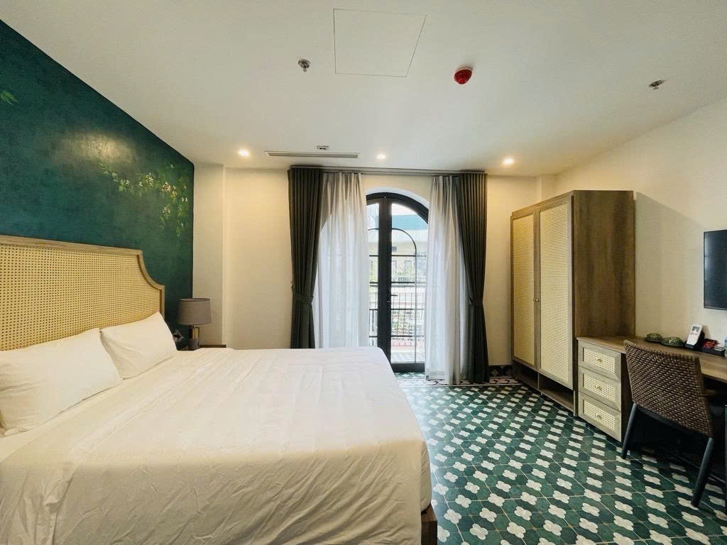 Bán nhà Ô Chợ Dừa, Đống Đa 110m2 dòng tiền 260tr/tháng xây 9 tầng giá 45 tỷ ô tô vào - Ảnh 1
